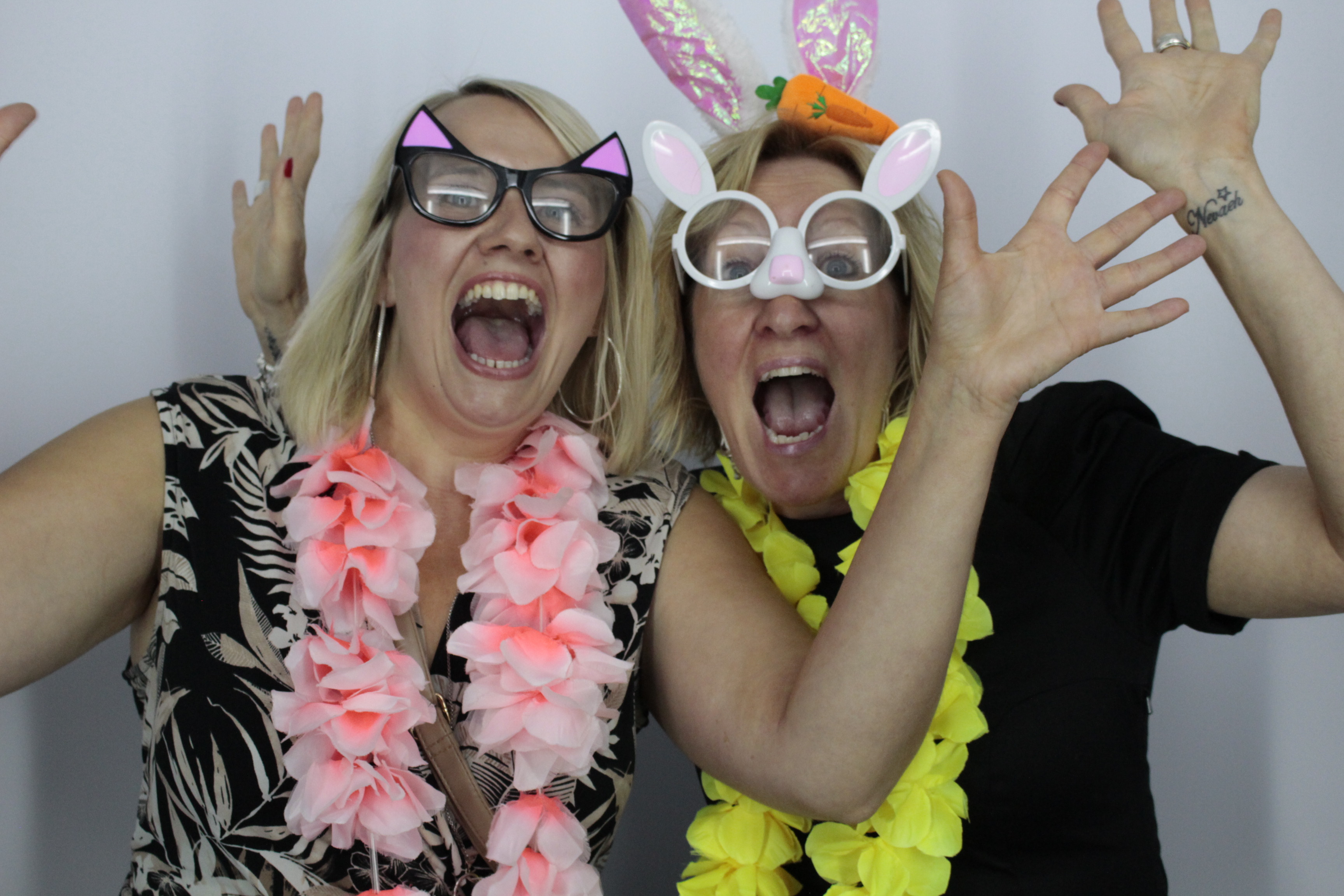 Eleanor's 50th Birthday | View more photos from the event at gallery.myphotoboothexperience.co.uk/u/MyPhotoBoothExperienceLtd/Eleanors-50th-Birthday